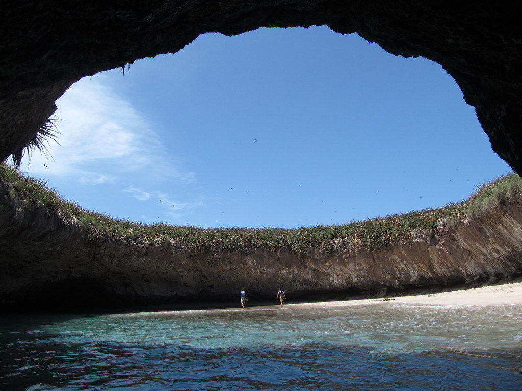 Hidden Beach Mexico Source: Christian Frausto Bernal, Flickr