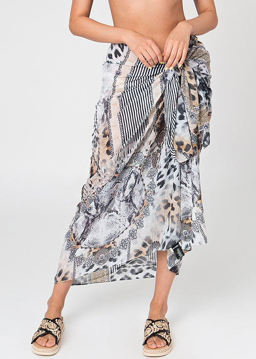 Pia Rossini Azizi Sarong image
