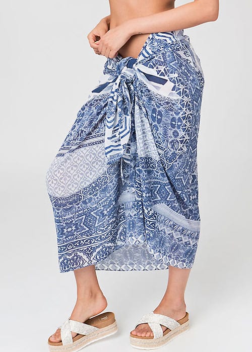 Pia Rossini Myriam Sarong image